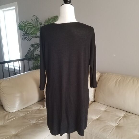 🎁Wilfred Aritzia xs quarter sleeve long top - Picture 3 of 5